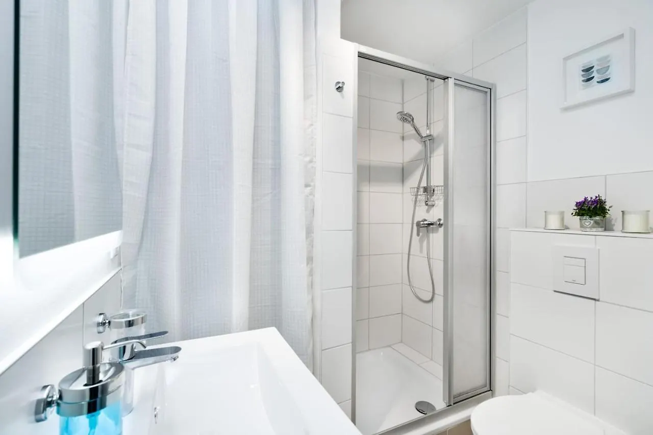 Der Smarte Brunsi I Apartment Berlin